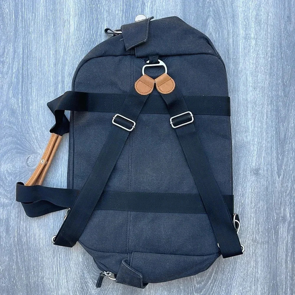 Qwstion Duffle/Backpack Combo Bag, with Flogging Molly Band Logo - Picture 4 of 7